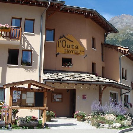 Hotel Restaurant L'Outa 特米哥农 外观 照片
