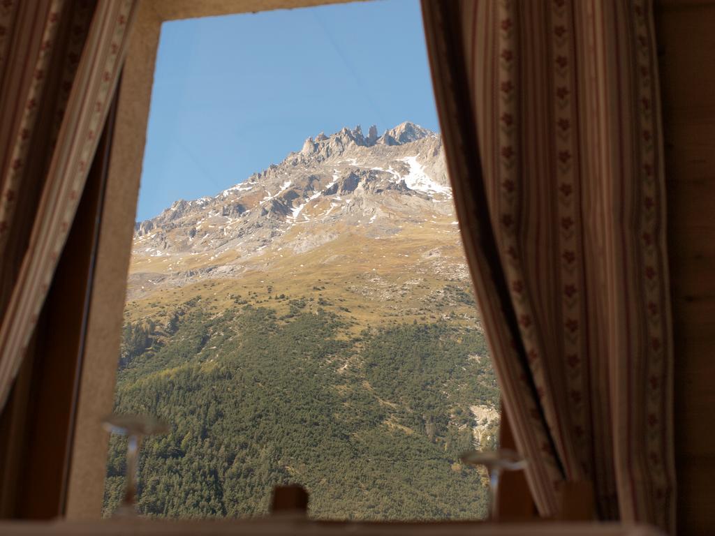 Hotel Restaurant L'Outa 特米哥农 外观 照片