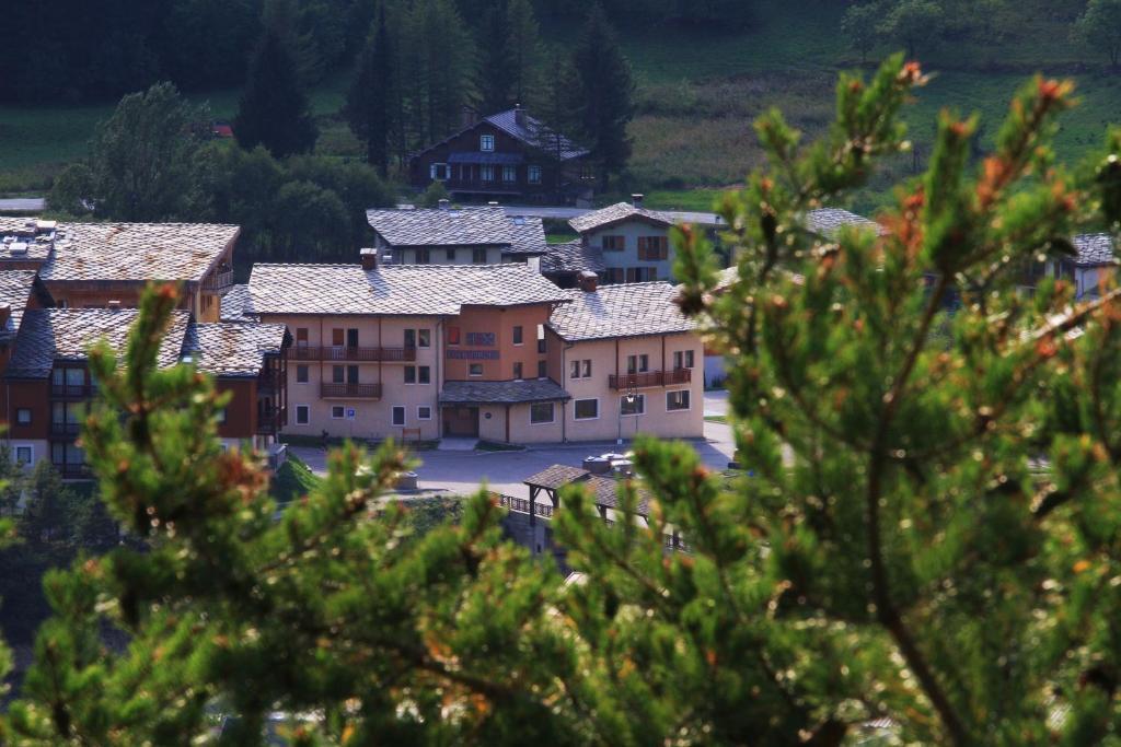 Hotel Restaurant L'Outa 特米哥农 外观 照片