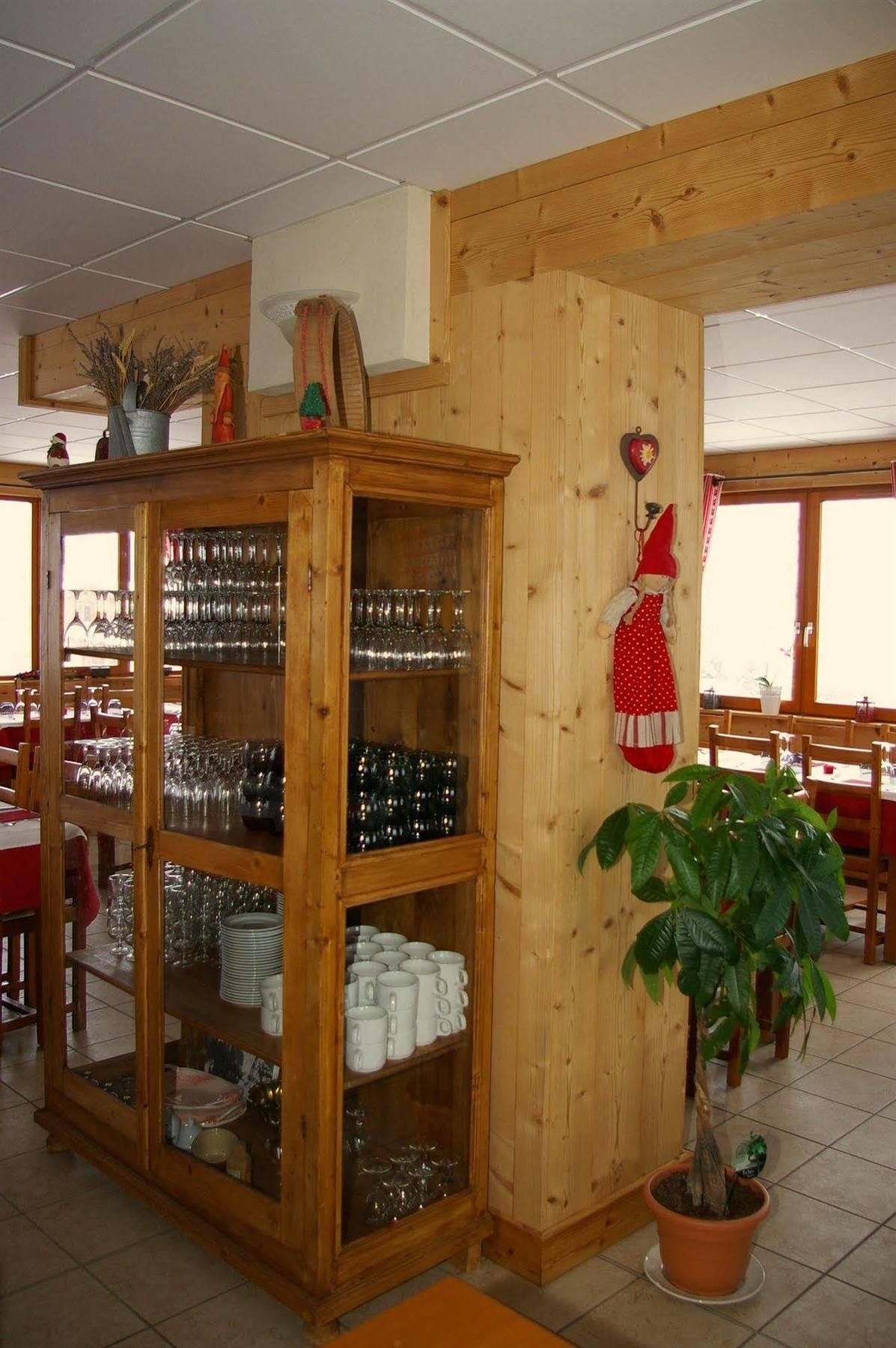 Hotel Restaurant L'Outa 特米哥农 外观 照片